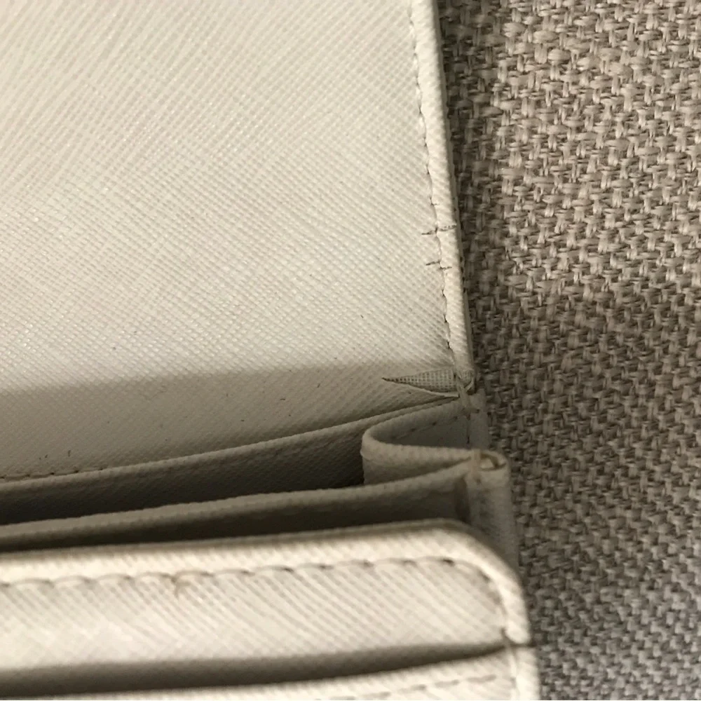 4pc MK Hamilton & MK Long Monogrammed Wallet & Wristlet - Picture 10 of 12